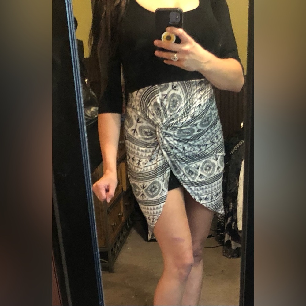 Slit dress quarter sleeve